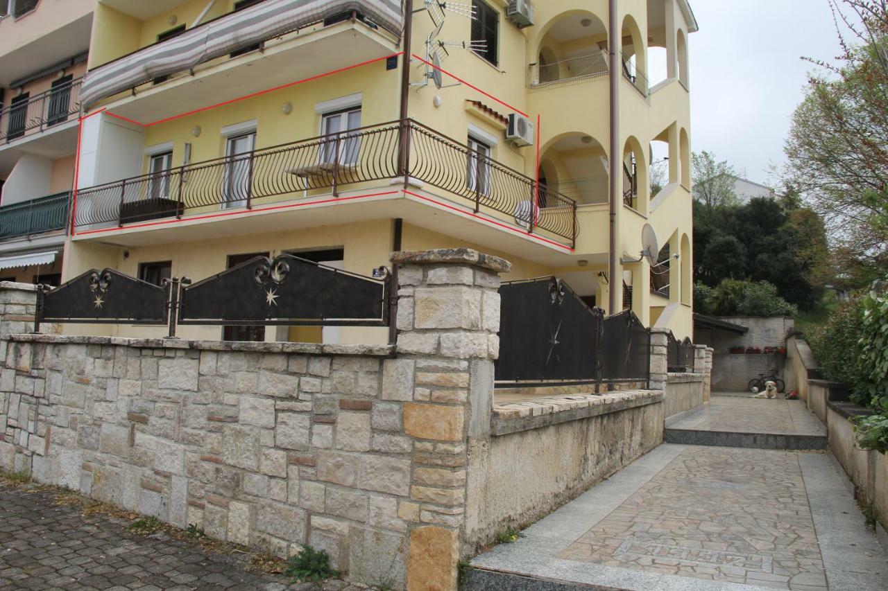 Apartment Zarko Vrsar Exterior photo